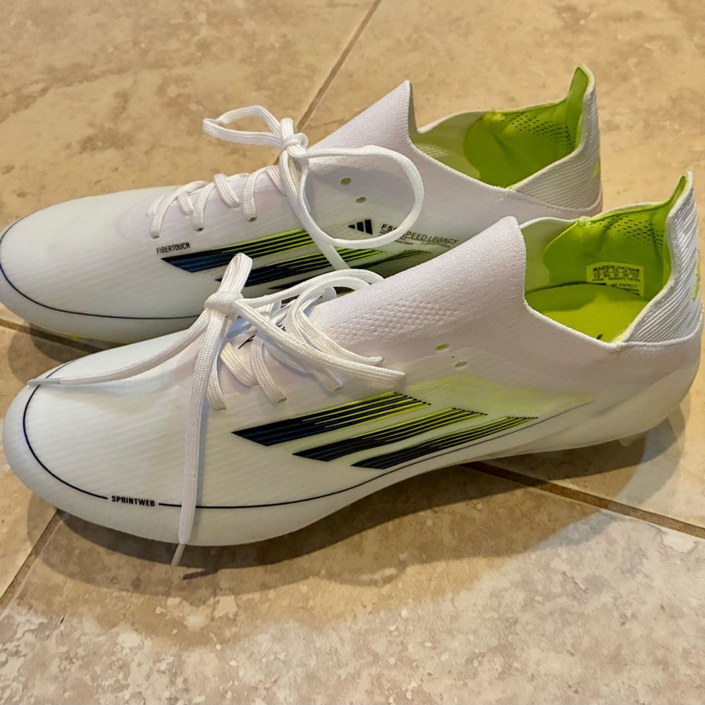 NWOT size 10 Adidas Men's White Soccer Cleats F50 Elite FG